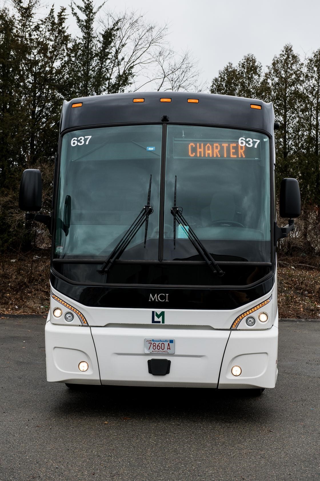 what-to-expect-from-a-charter-bus-rental-company-local-motion-of-boston